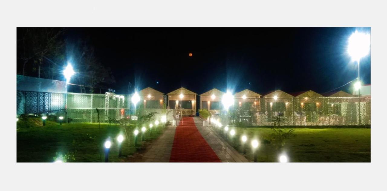 Midwaay Resort Patratu Zewnętrze zdjęcie